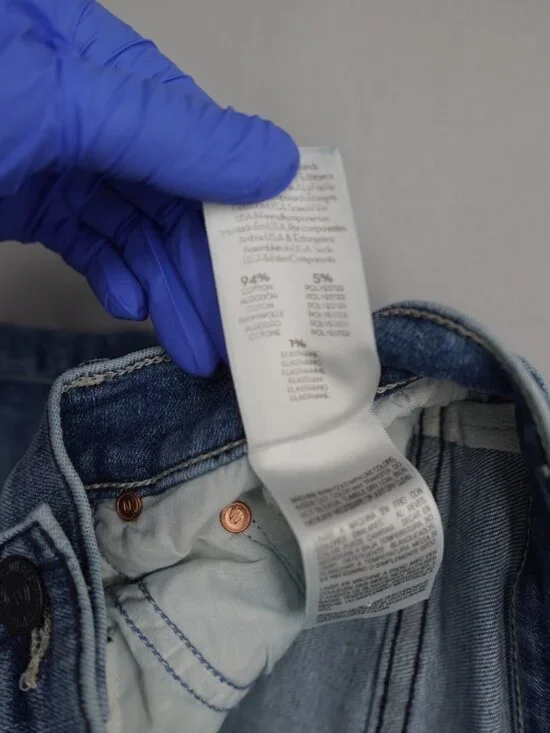 MOTHER The Pixie Insider Ankle Jeans in Group Bathing Size 24 - Picture 11 of 16